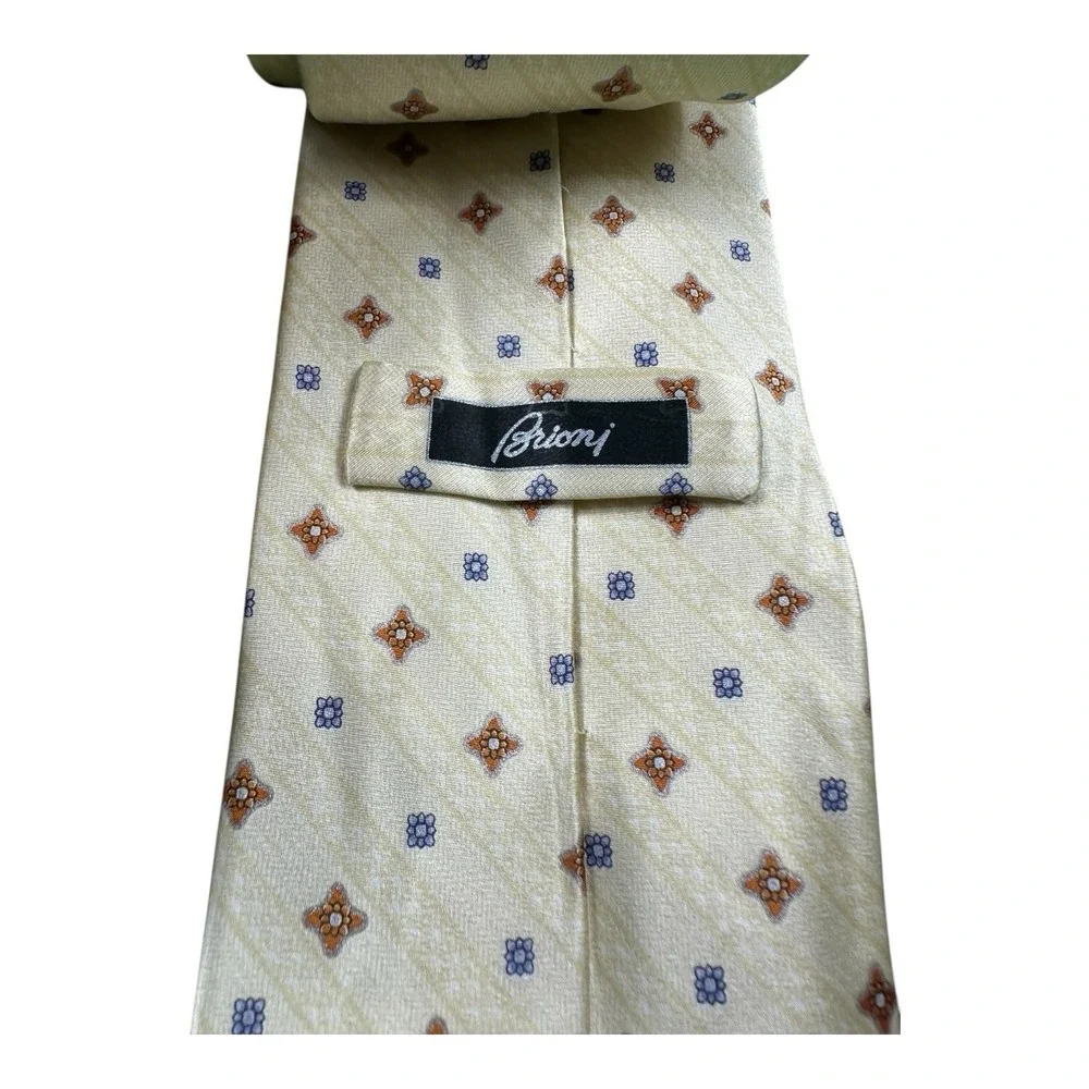 Brioni Light Yellow Orange Blue Geometric Smooth Silk Men's Tie 3.75 Inch Width